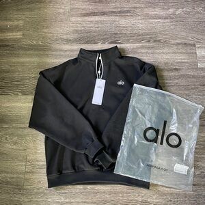 ALO Yoga Men's Black Zip-Up Sweater